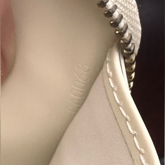 Auth Vuitton Suhali Zippy Zip Around Clutch Wallet in White! - Picture 8 of 10